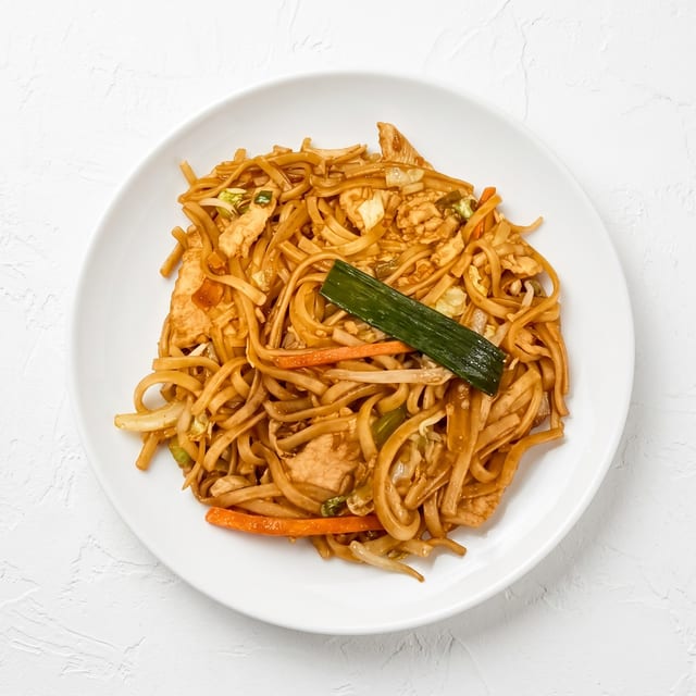 Kids Chicken Lo Mein.